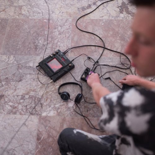 Zní to skvěle! (experimentální hudební workshop se sklem)