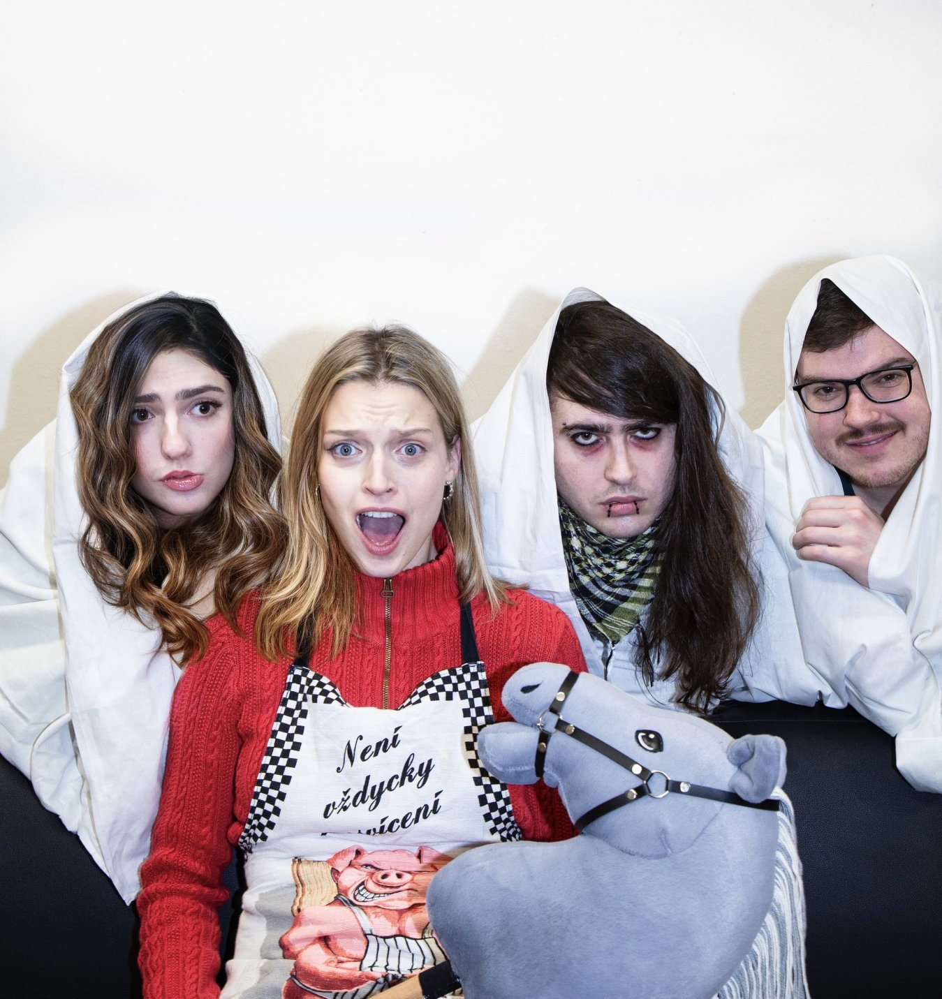 PREMIÉRA: 50 démonů čtverečních