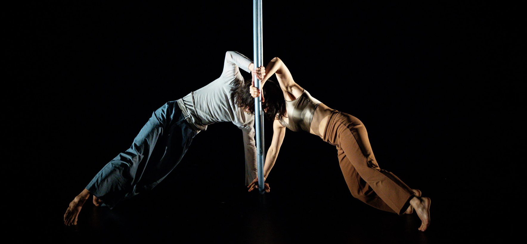 CIRKOPOLIS: Jef Everaert & Marica Marinoni (FR) — In difference